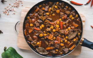 Carne con legumbres, el equilibrio perfecto - Carnicerías Juan Ortiz